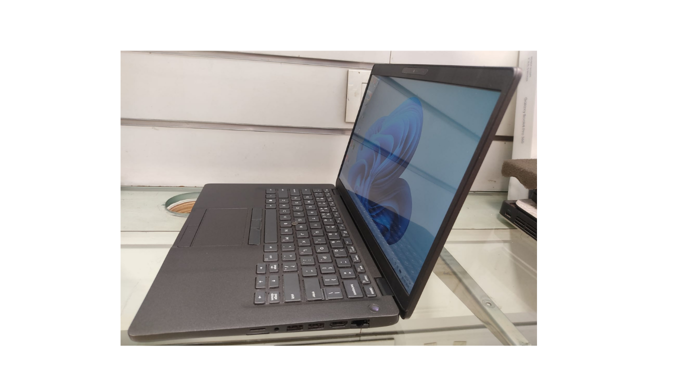 Refurbished 𝗗𝗲𝗹l 5400 | i5 | 8th Gen | 14" Display