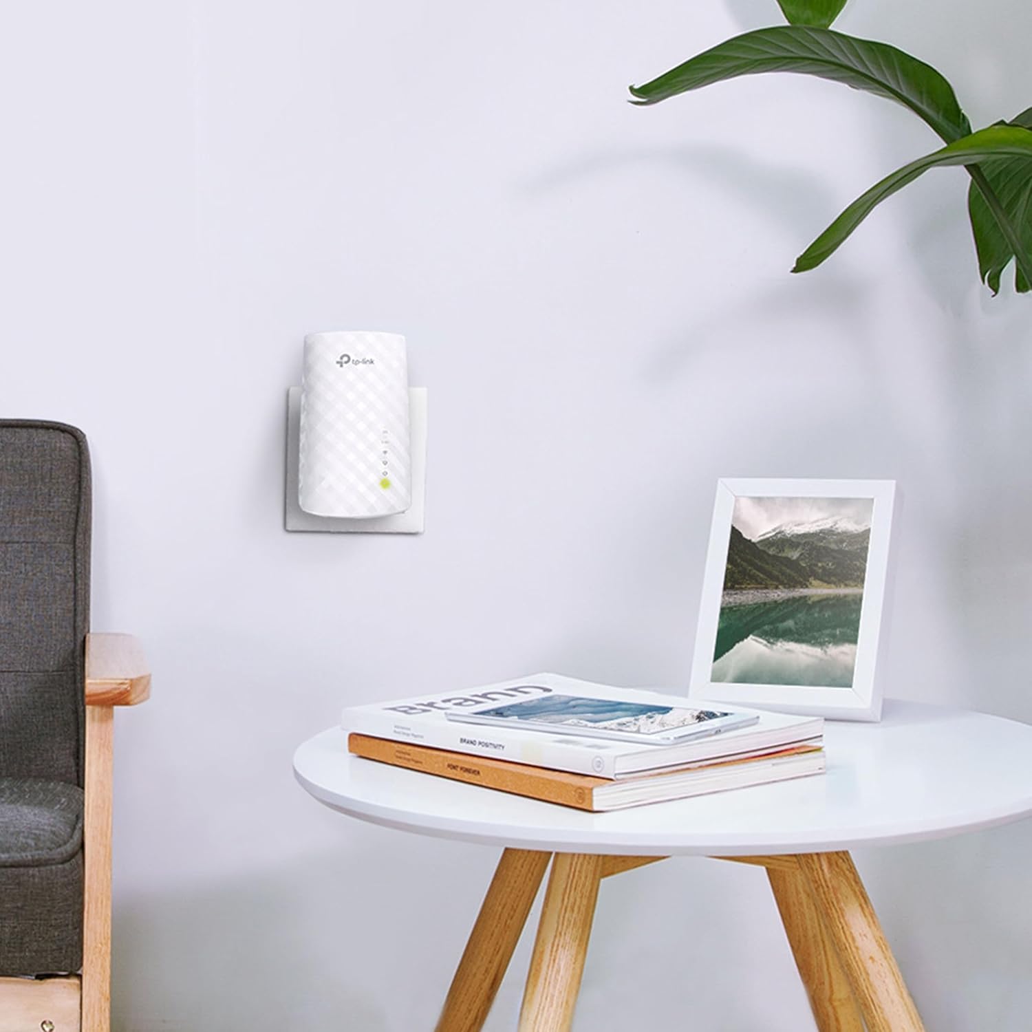 TP-Link AC750 Wifi Range Extender (RE200)